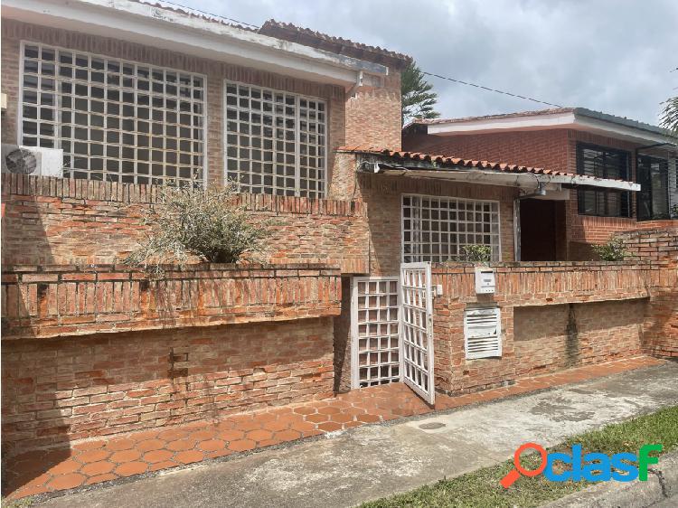 Se Vende Casa en la Union, 4hab+S, 3b, 2PE, 265 mts AP