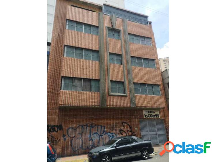 Se Vende Edificio 4 Pisos, 674 M2 en la Urbanización La