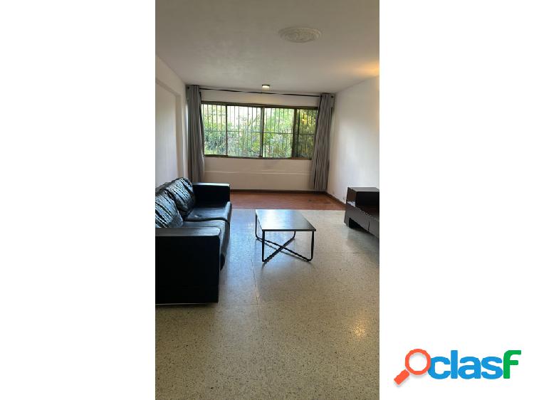 Se alquila apartamento 128m2 Santa Paula 4063