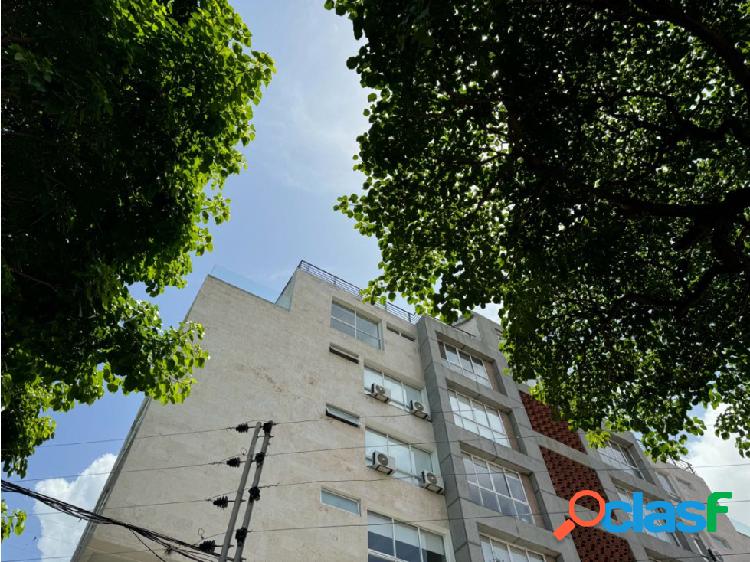 Se alquila apartamento 140m2 La Castellana 1335