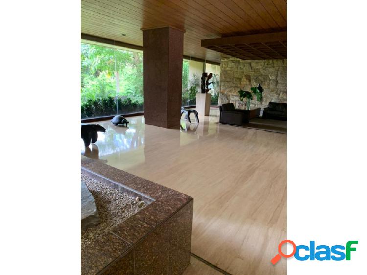 Se alquila apto 295 m2 2h+e+s/4b/2p Palos Grandes 6802