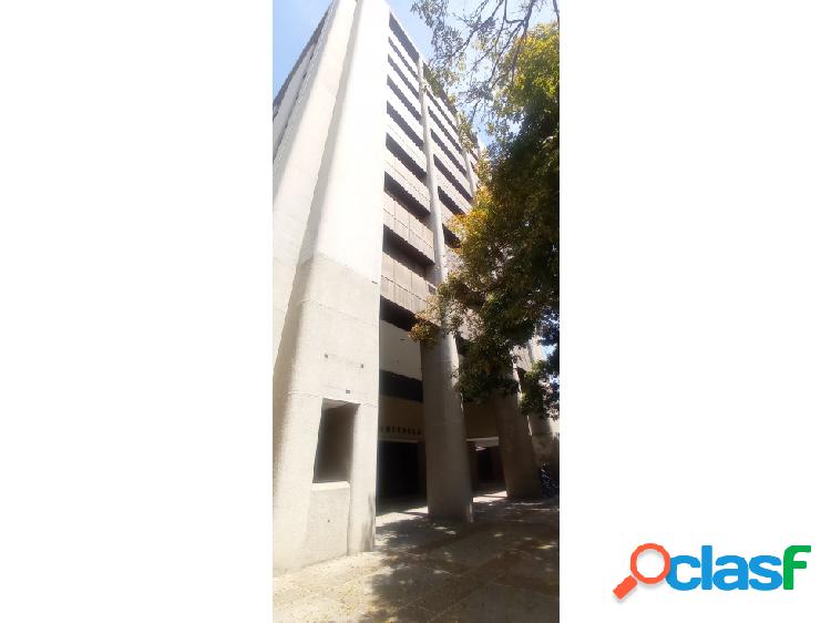 Se alquila oficina 100m2 El Rosal 9257