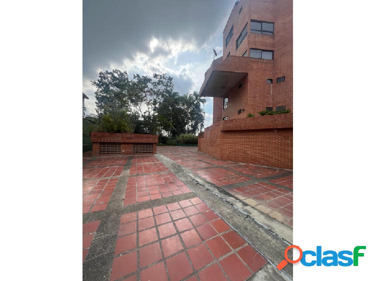 Se vende Apartamento 170m2.3H/5B/4P. Alta Florida