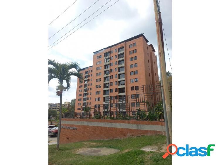 Se vende Apartamento en Colinas de la Tahona