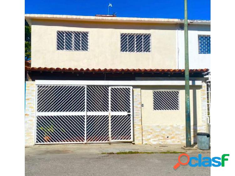 Se vende Casa 220m2 La California Sur 6675