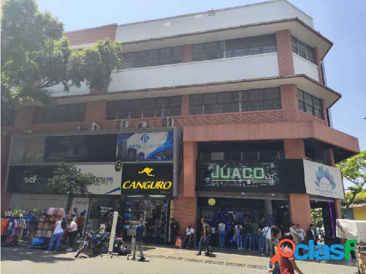 Se vende Local Comercial 9.5m2 Sabana Grande 0727