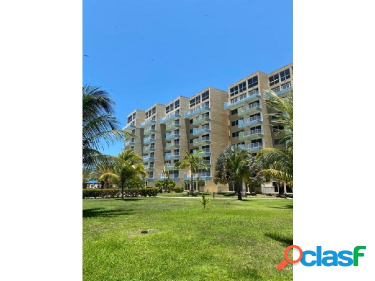 Se vende PB 80+38m2 de jardín 2h/2b/1p Higuerote