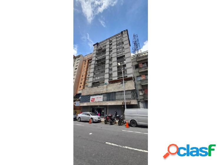 Se vende amplio Apartamento en Parque Carabobo