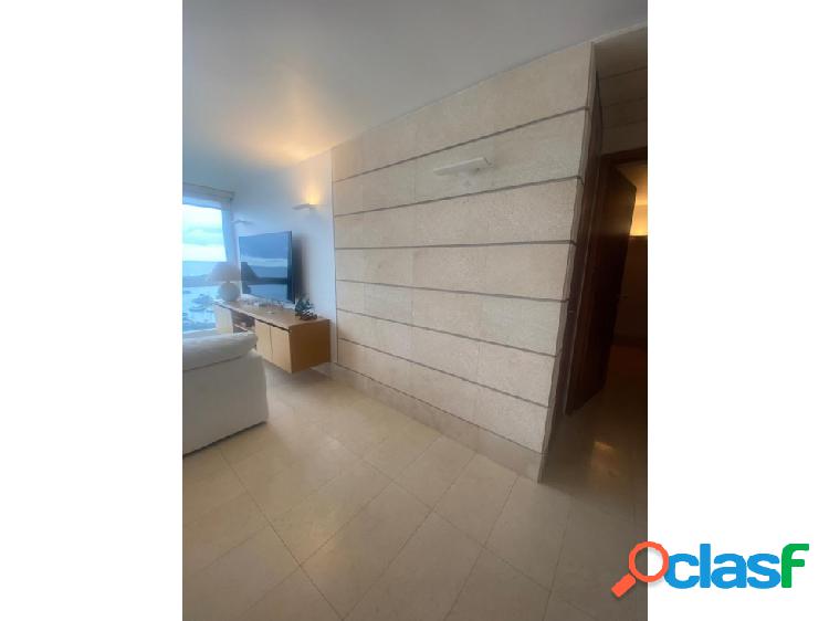 Se vende apartamento 110m2 Playa Azul, Vargas 6608