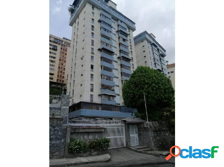 Se vende apartamento 118m2 Clnas. Bello Monte 4070