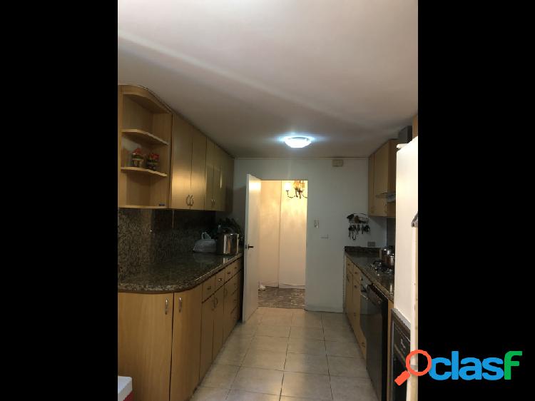 Se vende apartamento 136m2 Los Palos Grandes 7872