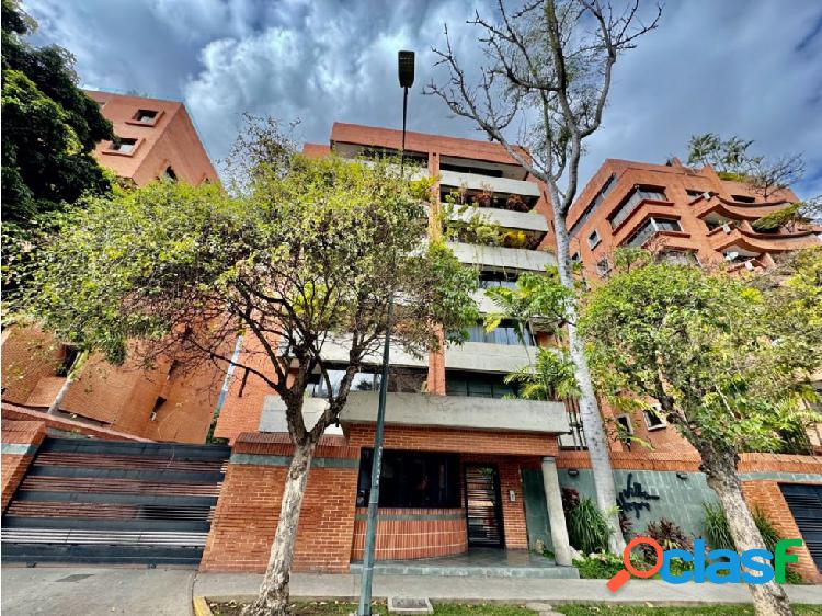 Se vende apto 196m2 3h+s/4b/4p Campo Alegre