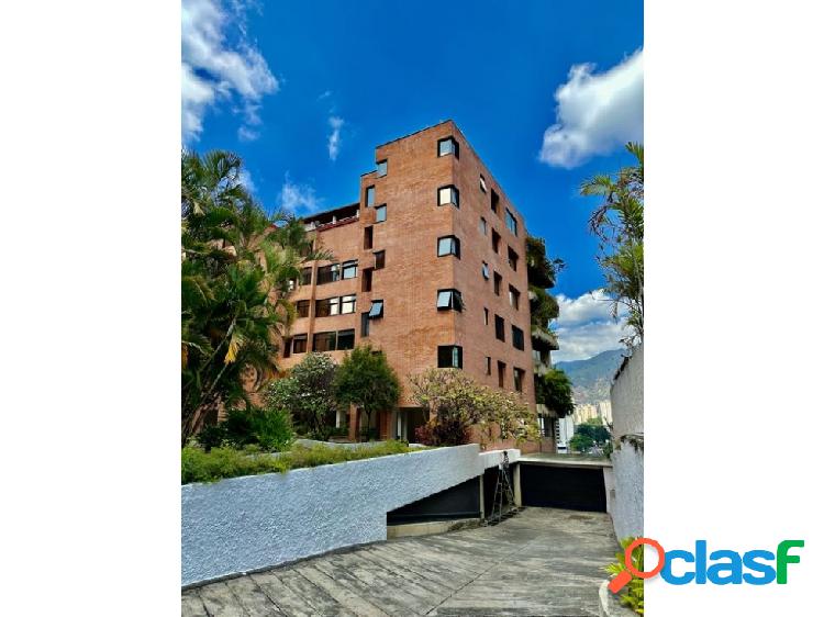 Se vende apto 269m2 3h+s/3.5b+s/4p Las Mercedes 0229