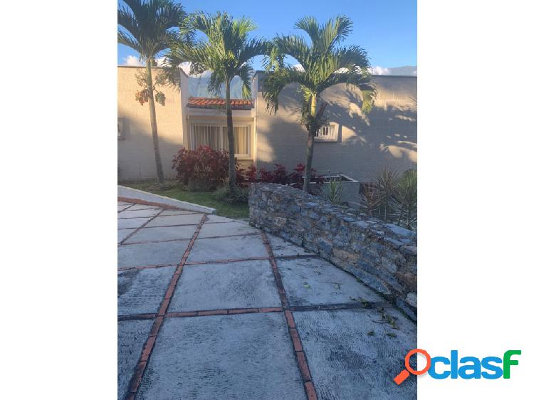 Se vende casa 1000 m2 3h+E+s/6b/ 7p Cerro Verde 6289