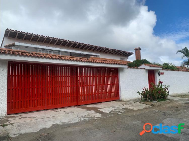 Se vende casa 550m2 5h+s/4.5b+s/4p La Boyera 1211