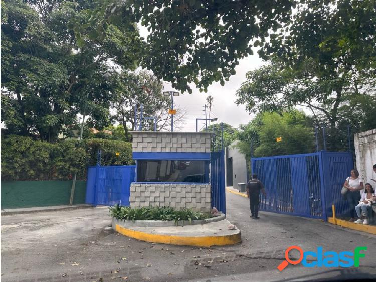 Se vende casa 660m2 4h/5b/4p Colinas de Bello Monte Valle