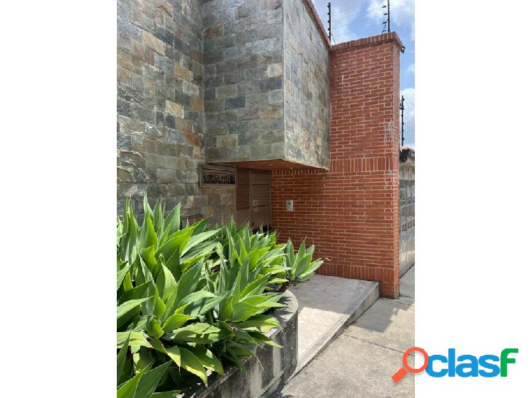 Se vende casa 900m2 Los Naranjos 6672