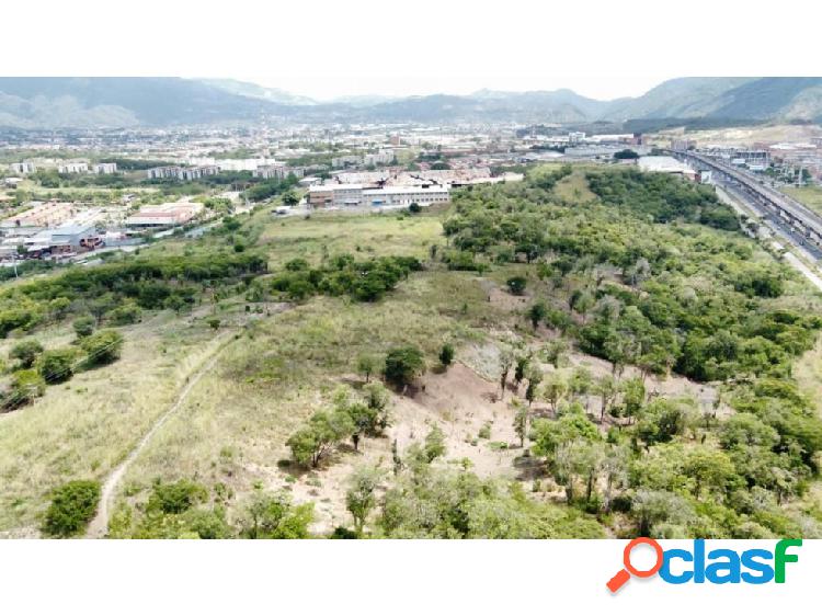 Se vende terreno 53.531m2 Guarenas 3334