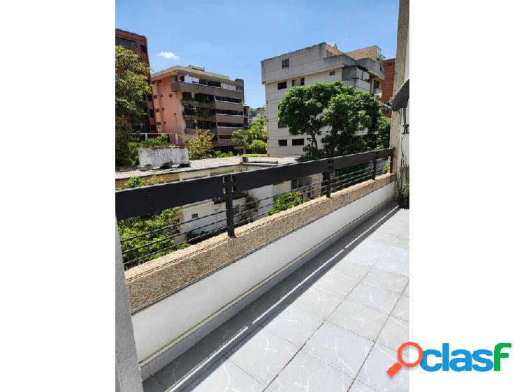 Se vende/alquila apartamento duplex 240m2 Las Mercedes 8640