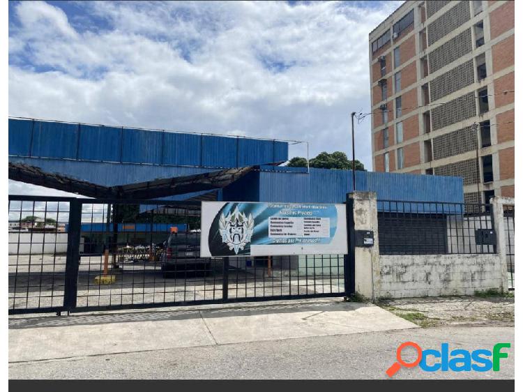 TERRENO CON LOCAL COMERCIAL EN ALQUILER ZONA OESTE