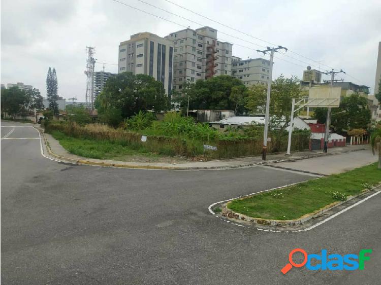 TERRENO EN SECTOR MAJAY, AVENIDA BOLÍVAR. (SROSAG-04)