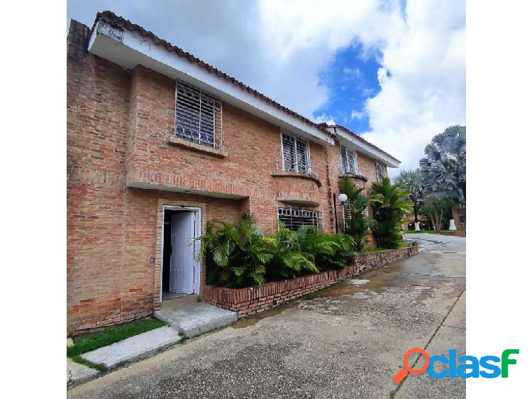 TOWNHOUSE EN ALQUILER EN GUATAPARO