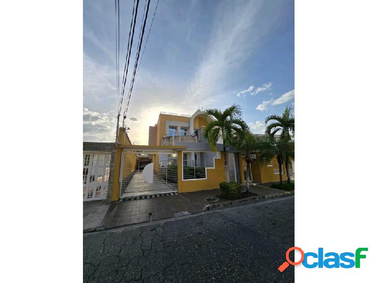 TOWNHOUSE EN VENTA EN URB ANDRES BELLO