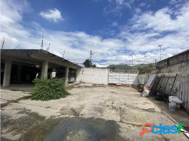 Terreno con Galpón en venta, Urb. Barrio Sucre, Maracay.