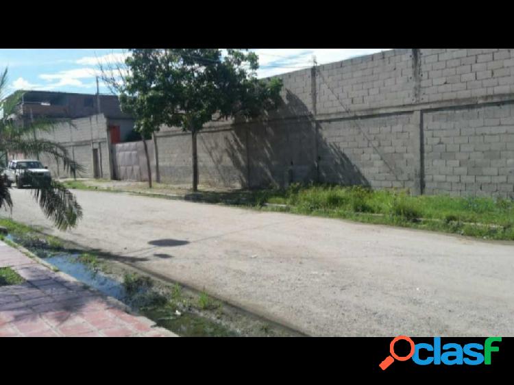 Terreno en venta en Morón, Edo Carabobo, con excelente