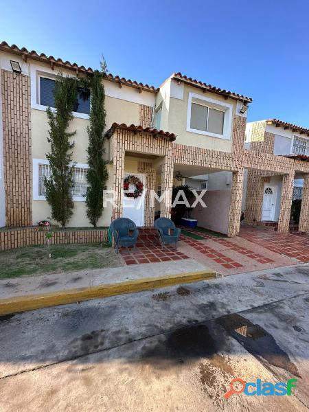 Tonwhouse En Venta Lago Villa III. Remax Millenium