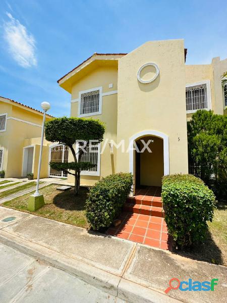 Townhouse en Venta. Villa Aitana. Remax Millenium