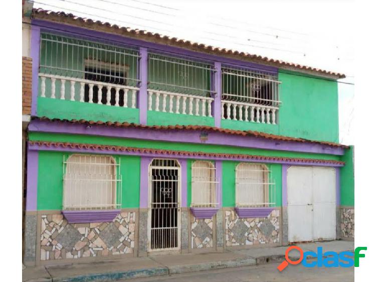 VENDE CASA DE DOS PLANTAS EN LAS AGUITAS LOS GUAYOS D10-05