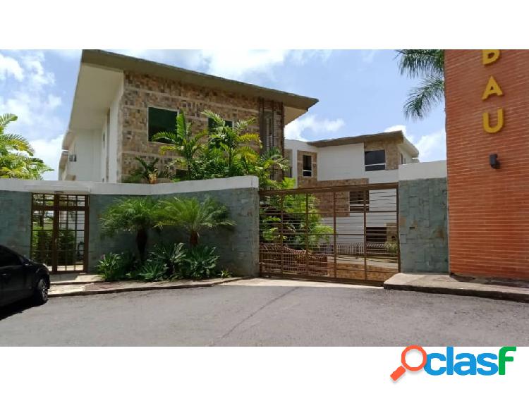 VENTA APARTAMENTO ALTO HATILLO 3H/4B/6PE MGR