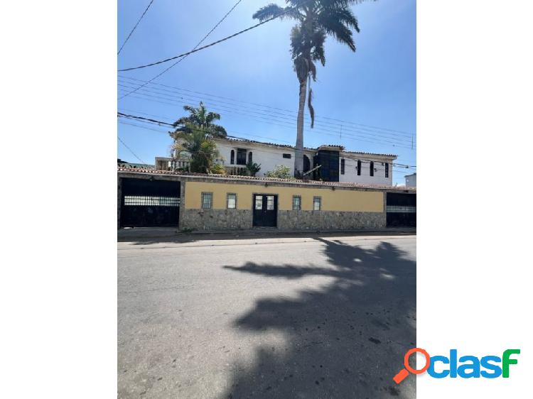 VENTA Casa Tipo Hostal, Calle Piar, Cagua. AB.S