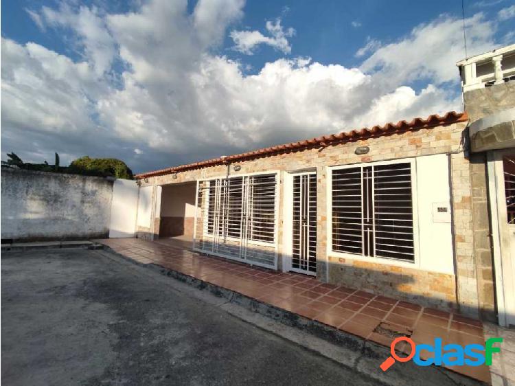 VENTA Casa, Urb Villas Andres Bello, Av Principal Santa