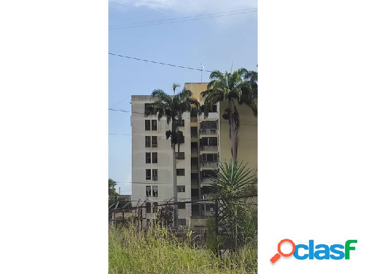 VENTA DE APARTAMENTO EN LAS PALMERAS NAGUANAGUA 51-03