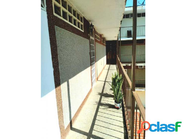 VENTA DE APARTAMENTO EN URB. RÓMULO GALLEGOS SAN JUAN DE