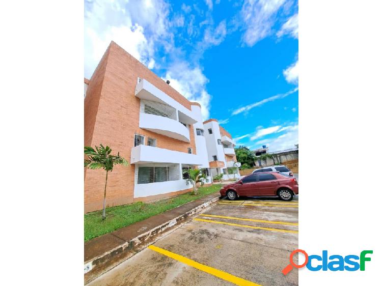 VENTA DE APTO DUPLEX EN RESD CUMBRES DE SAN DIEGO D08-22