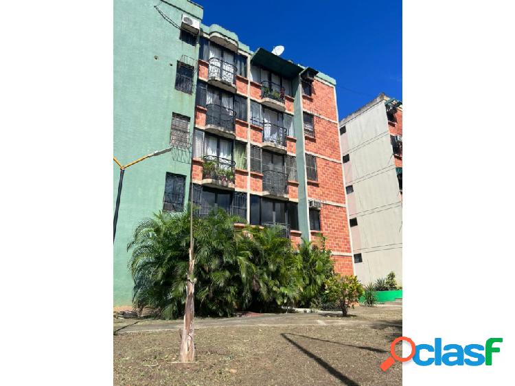 VENTA DE APTO EN CONJ RESD LOS LAURELES 29-15