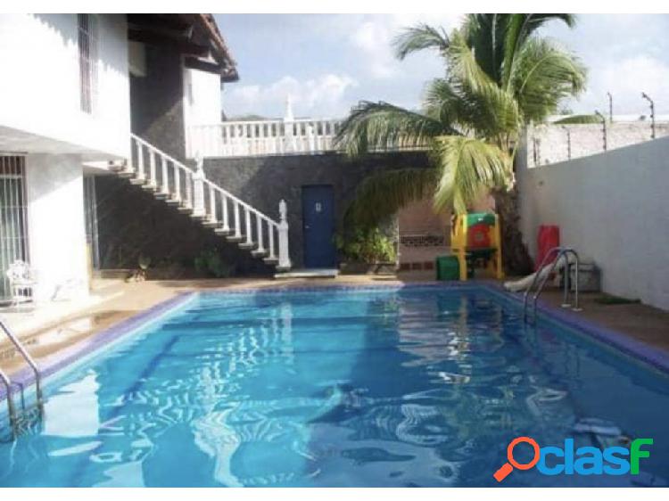 VENTA DE CASA DE PLAYA EN CATIA LA MAR