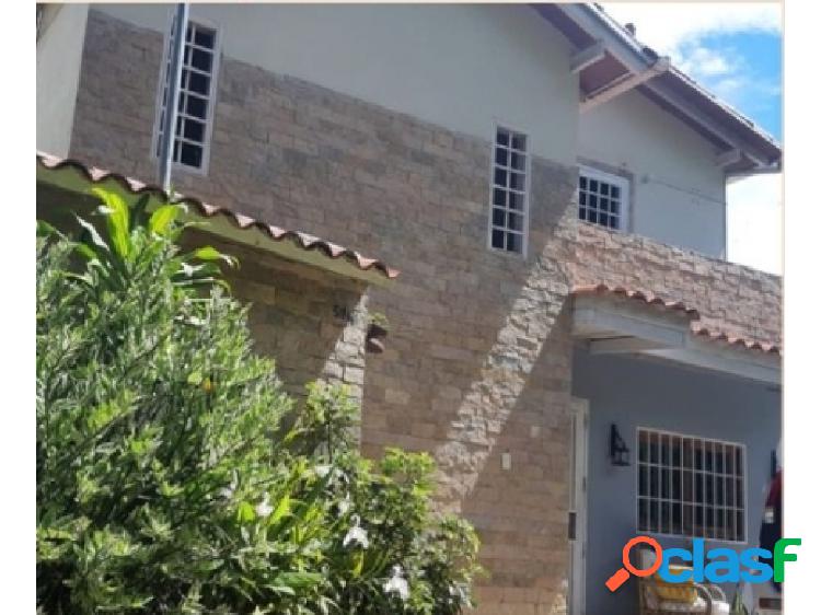 VENTA DE CASA EN COLINAS DE CORRALITO, LA UNION.