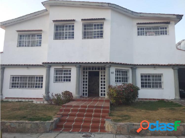 VENTA DE CASA EN COLINAS DE GUATAPARO VALENCIA 52-05