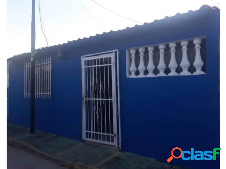 VENTA DE CASA EN URB LA CEIBA GUACARA 05-28