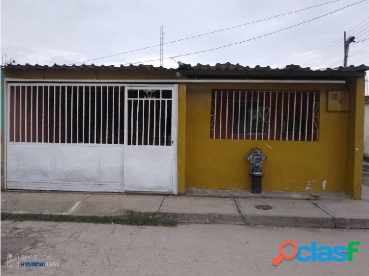 VENTA DE CASA EN URB LA CEIBA GUACARA 05-29