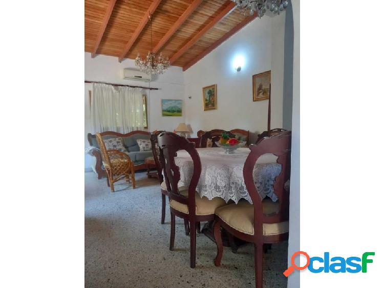 VENTA DE CASA-QUINTA CAMPESTRE Y MODERNA EN SAN JUAN DE LOS