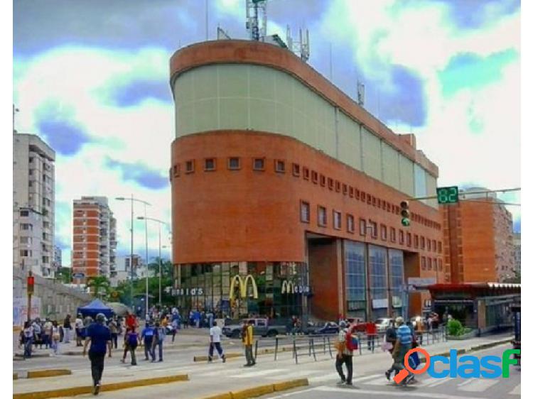 VENTA DE LOCAL COMERCIAL EN EL C.C VICTORIA PLAZAS