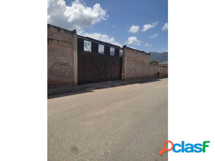 VENTA DE TERRENO INDUSTRIAL EN QUEMAITO