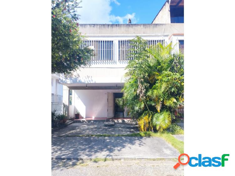 VENTA TOWN HOUSE DUPLEX EN LA BOYERA