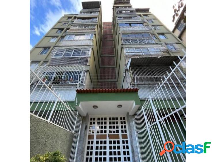 Vendo Apartamento en la Avenida Principal de La Trinidad