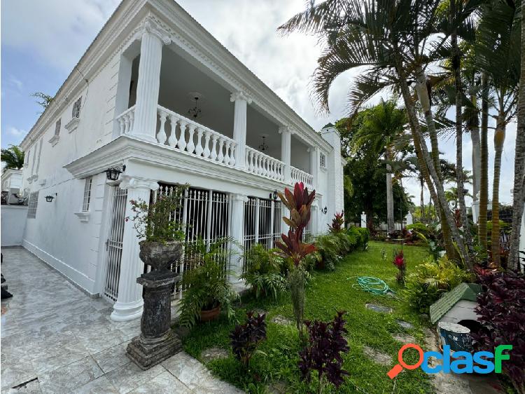 Vendo Casa Lomas Lagunita estilo Colonial Georgiano $790.000